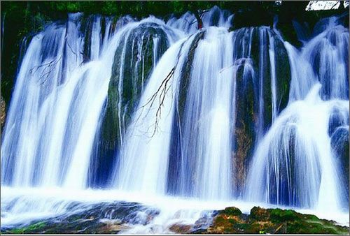 附件:中国最美八大瀑布7.jpg