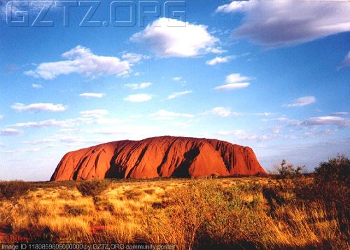附件：澳州艾尔斯岩.jpg
