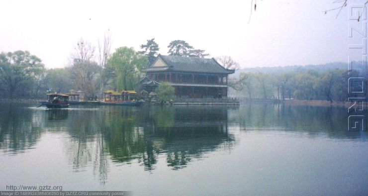 附件：多少楼台烟雨中.jpg