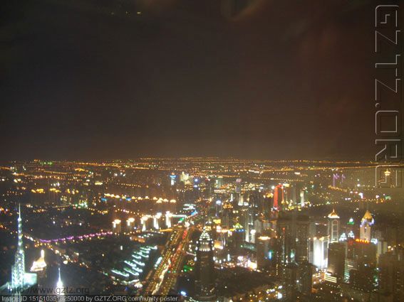 附件：上海——金贸大厦顶楼看上海夜景.jpg