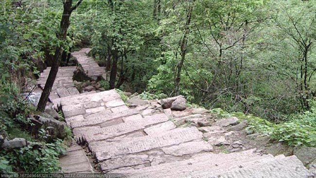 附件：10 黃山來時路.jpg